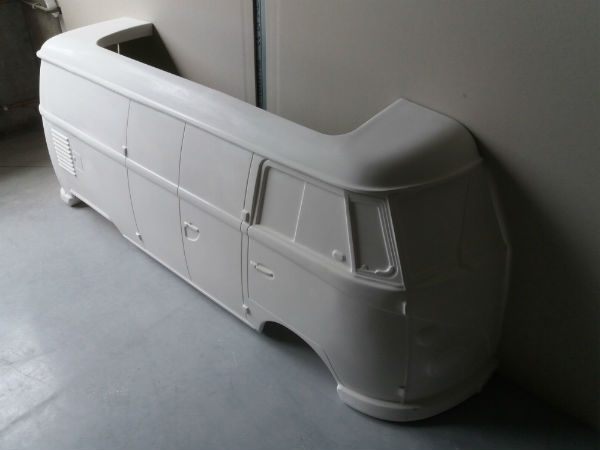 afbeelding van een polyester bus, bully, pickup bully, spijlbus,microbus,pickup, pick-up, sambas, samba, panel,transporter, sambabus, model, schaalmodel,polyester bus, busje,gocart body, panelbus, pedal car, gocart, bus voor gocart, tot rod, cox, cox, combi, replica, panelbus, tot rod, kit car, hotrod,  go cart,  custom, car, toy box