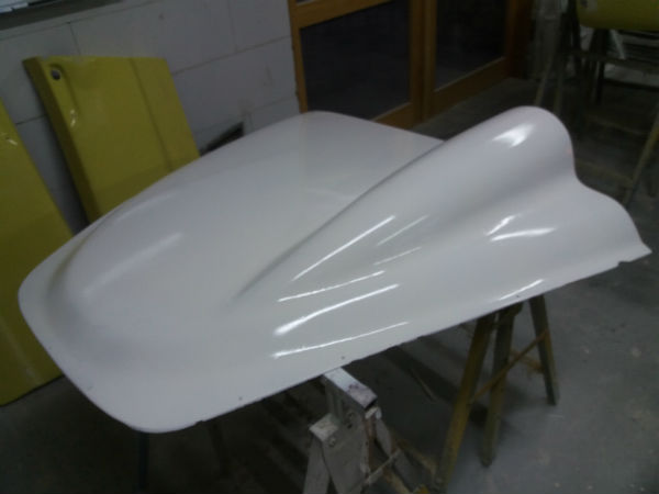 afbeelding van 718, 718 louver, 718 rear part, 718 replica, 718 rplica racer,718 stoel, replica, 718 replica, polyester stoel, polyester kuipzetel, polyester cupzetel