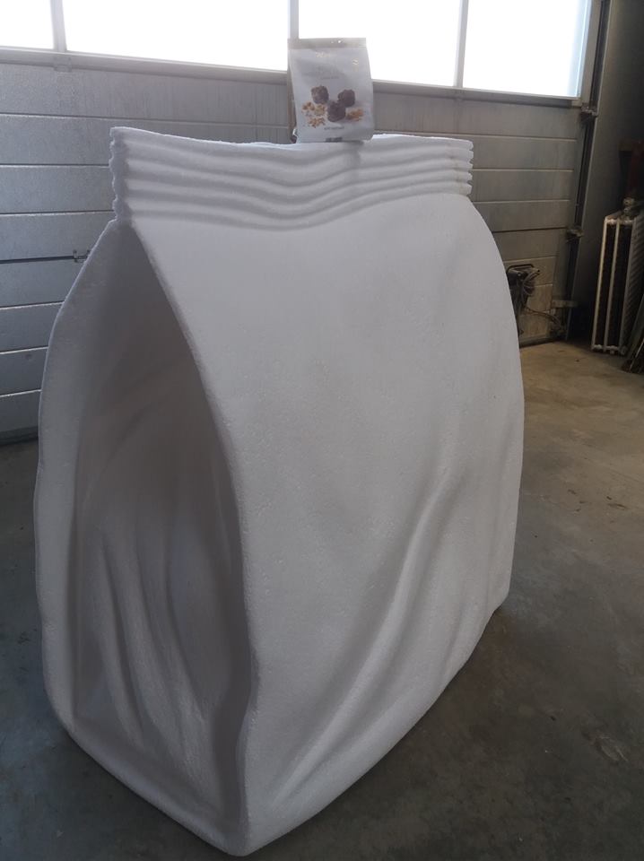 image of blowup in styrofoam, blowup in EPS, blowup in styropor, contour cutting, sculpture, sculping in EPS, styrofoam shape, styrofoam, styrofoam cutting, car advertising in eps, advertising in styrofoam, large eyecatcher, clusties, cluster truck, promotional car, promotion car , advertising cart, eyecatcher, trompe  l'oeil, eye catcher, blowup blow up, magnifying, big bag, big candy, advertising car, advertising chocolate, car advertising, car with bag, big chocolate, publicity, publicity car, publicity stunt, publicity car, promo, promotional material , promotional material, advertising object, theatralization, shop decoration, blowups, eyecatchers, 3D object, polyester customization, polyester design, prop, sculpting, set design, theming, theming, prop maker